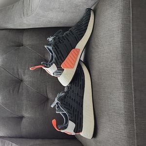 Adidas Women's NMD r2 Utility Green